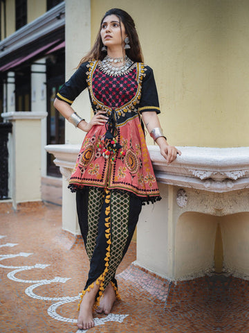 "Kathputli Kedia,  TraditionalKedia,Traditional wear,NavratriFashion,navratri wear, garba wear,FestiveOutfis,EthnicWear,Navratri Outfit,Garba Dress,Dress Garba,Dress Navatri,tulip pant,women wear,ColorfulKedia,Garba Clothes    "