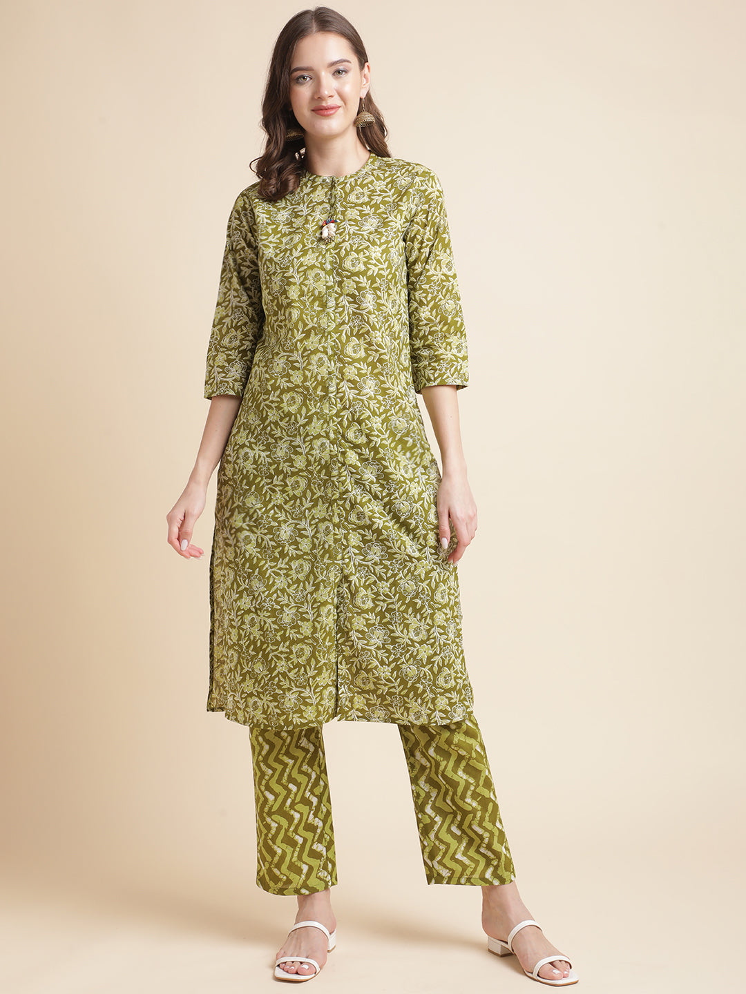 Green cotton printed sequined tie-up neck kurtas with pant