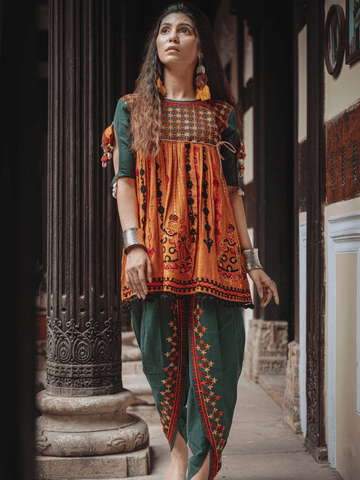 Deep green and orange rajathani dhingli couple embroidered kedia and tulip pants set