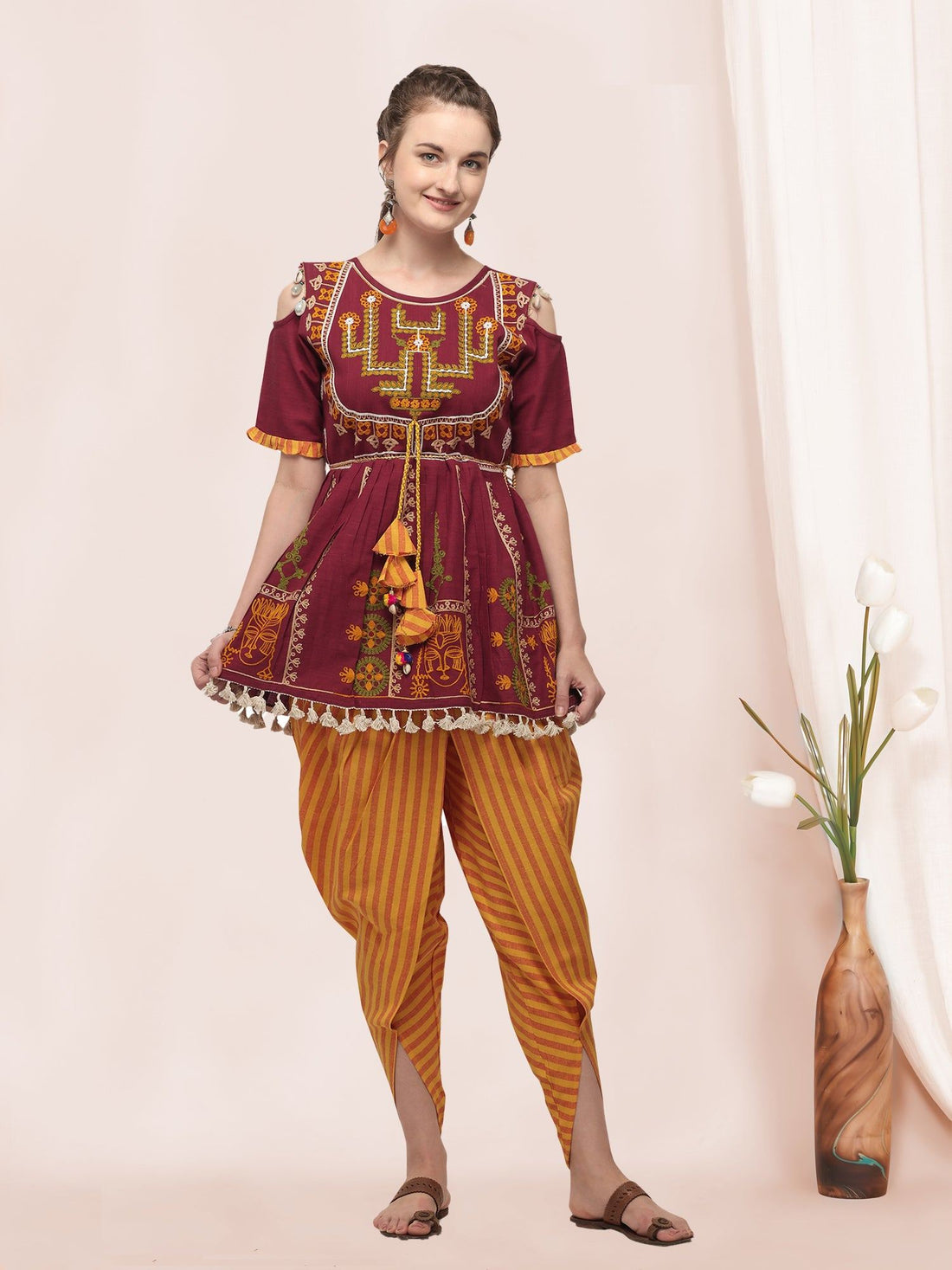 "Kathputli Kedia,  TraditionalKedia,Traditional wear,NavratriFashion,navratri wear, garba wear,FestiveOutfis,EthnicWear,Navratri Outfit,Garba Dress,Dress Garba,Dress Navatri,tulip pant,women wear,ColorfulKedia,Garba Clothes    "