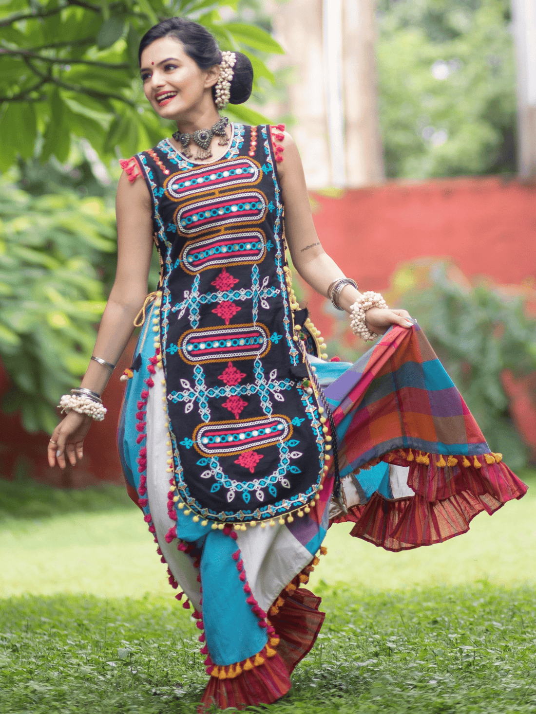 Indo western dress for garba hotsell